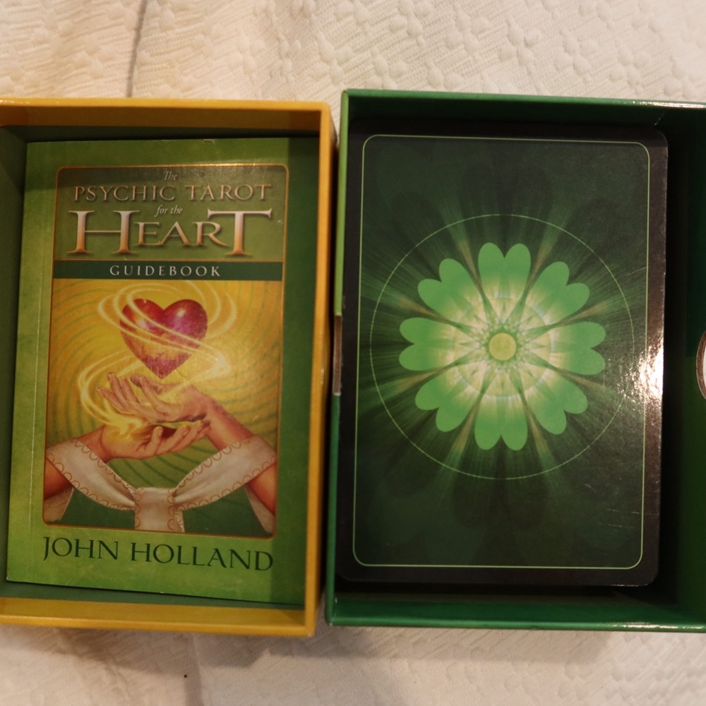 Physic tarot for the heart + guidebook